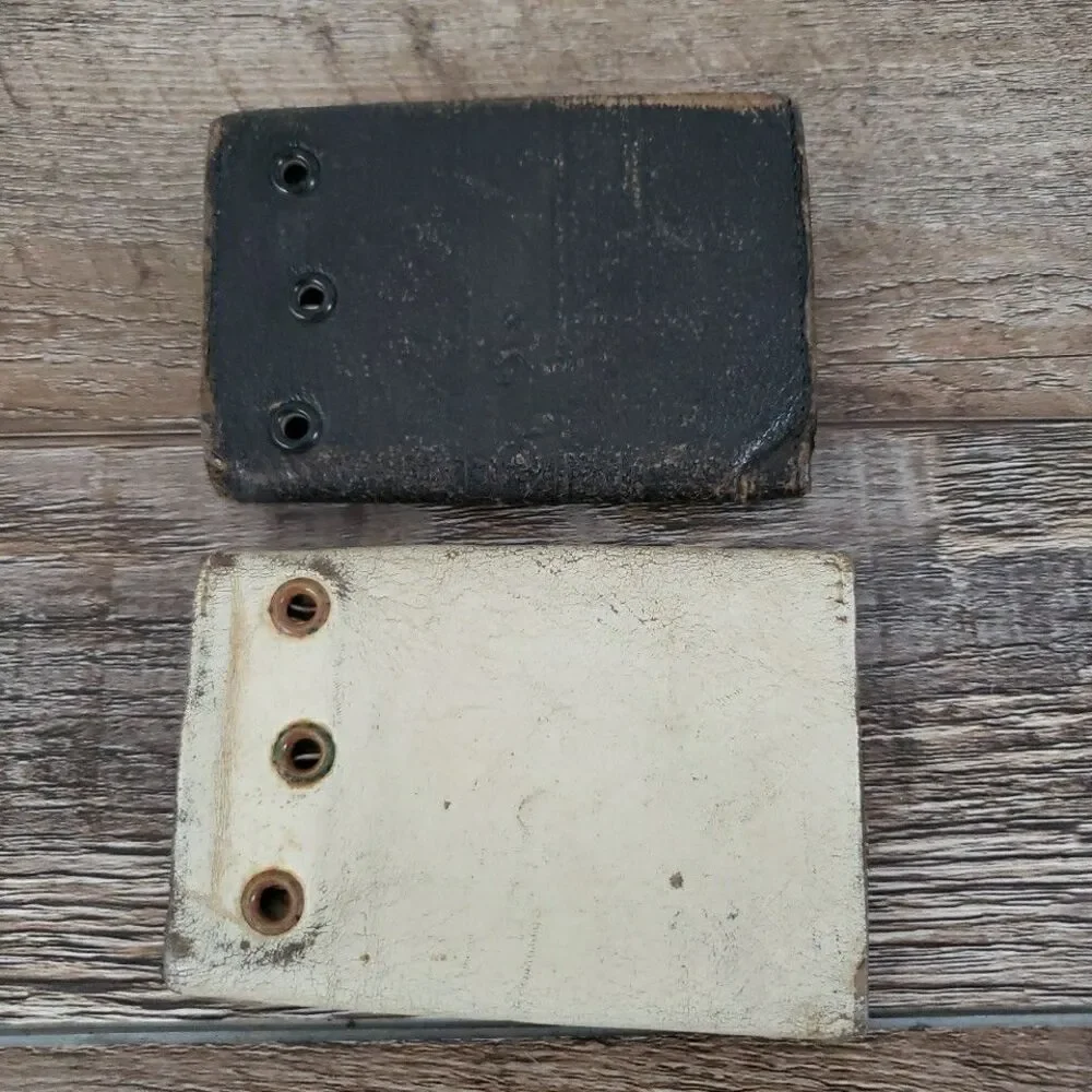 Vintage Leather Zipper Spring Temper Hook Key Card Holder Antique VTG